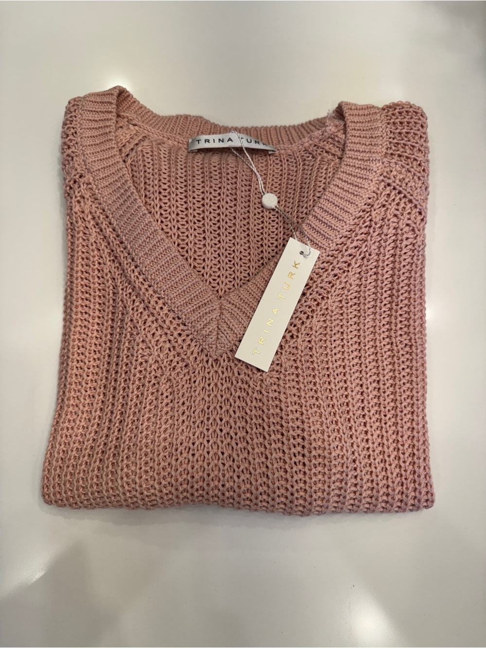 Trina Turk V-Neck Sweater in Dusty Pink
